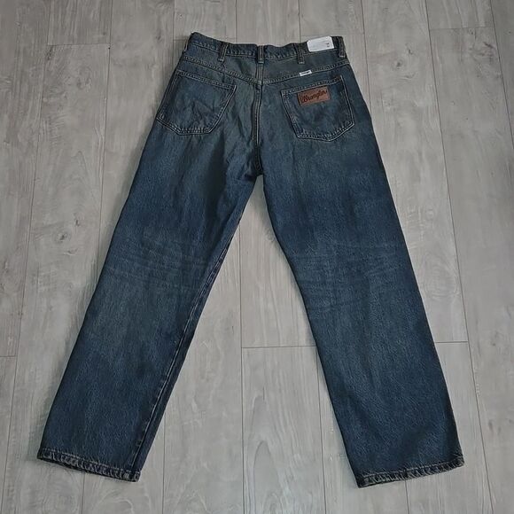 RARE Wrangler Destructed Loose Fit Jean size 29 32 Blue Country - Picture 1 of 10